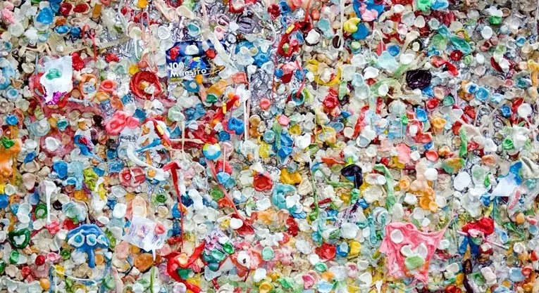 30 milijuna tona plastike završi u oceanima