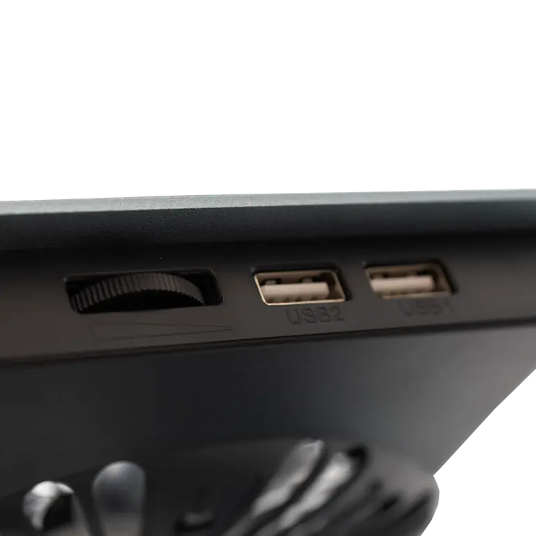 2 x USB, Regulacija brzine ventilatora
